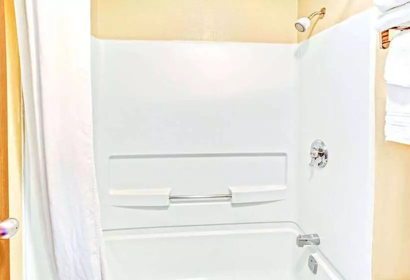 מוטל Super 8 By Wyndham Mt. Vernon