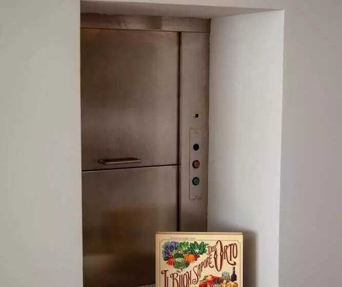 Aamiaismajoitus (B&B) B.o. Spa Suite