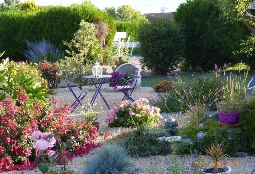 Aamiaismajoitus (B&B) Chambre D'hôtes Les 3 Moulins