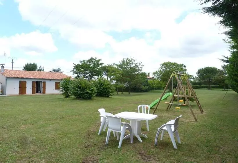Aamiaismajoitus (B&B) Chambre D'hôtes Les 3 Moulins
