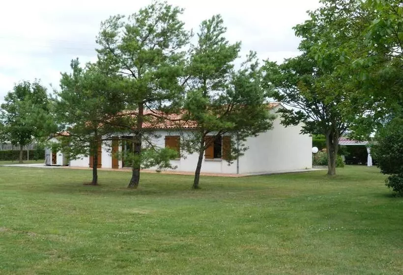 Aamiaismajoitus (B&B) Chambre D'hôtes Les 3 Moulins