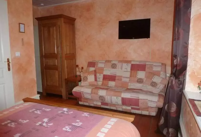 Aamiaismajoitus (B&B) Les Cigales Chambre D Hote