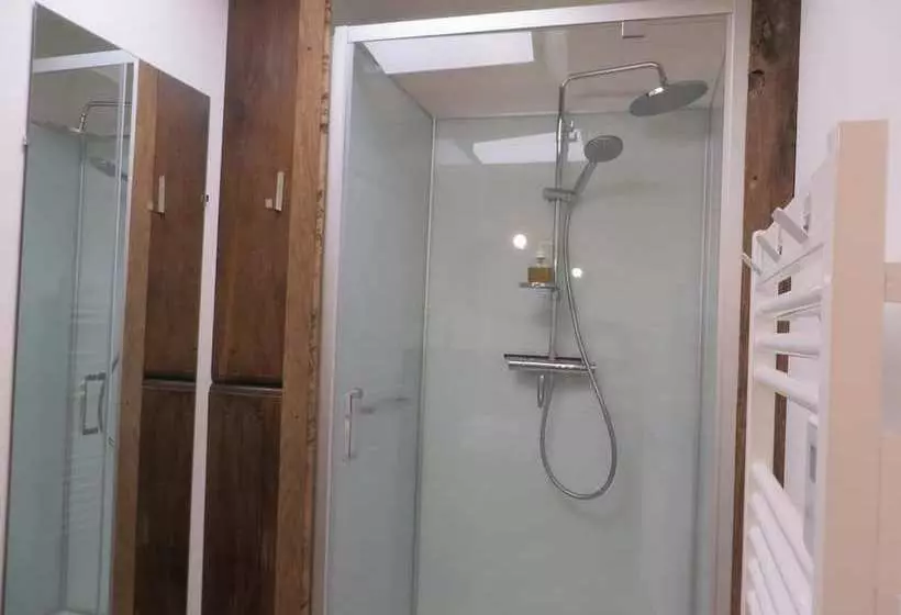 Aamiaismajoitus (B&B) Manoir De Questinguy