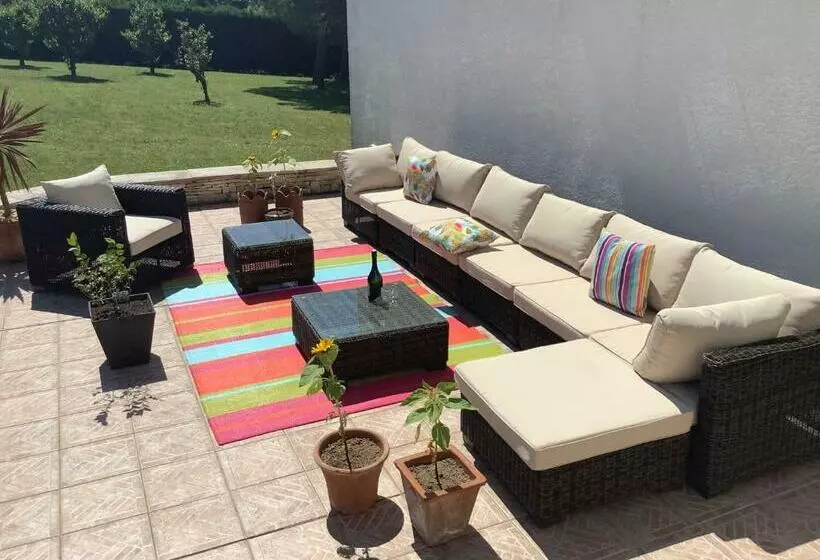 Aamiaismajoitus (B&B) Number9