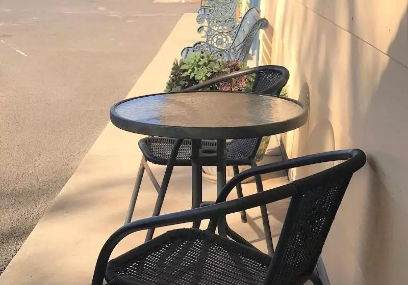 Culburra Beach Motel