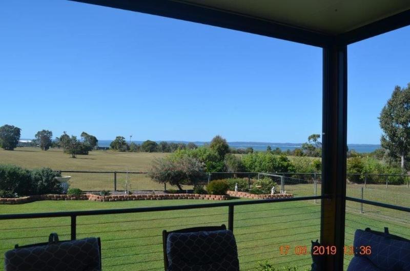 Fraser Views Bed And Breakfast