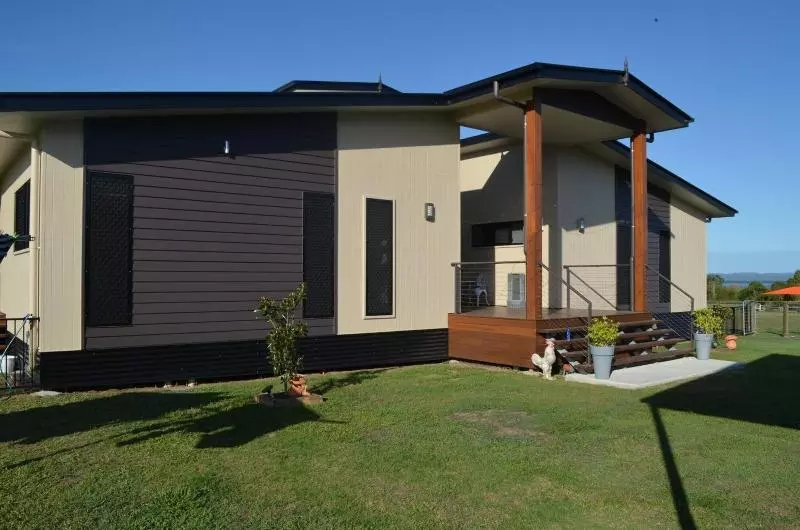 Fraser Views Bed And Breakfast