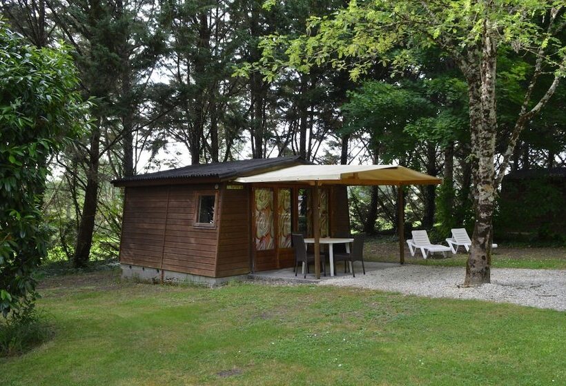 בית מלון כפרי Camping Le Petit Lion Lodges Bois
