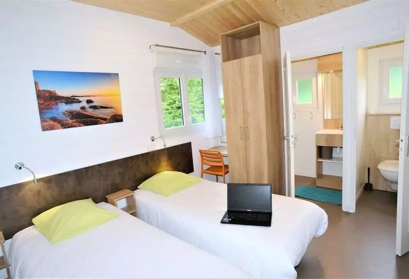 Hotelli Camping Le Val De Landrouet