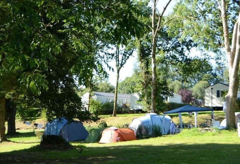 Отель Camping Le Val De Landrouet