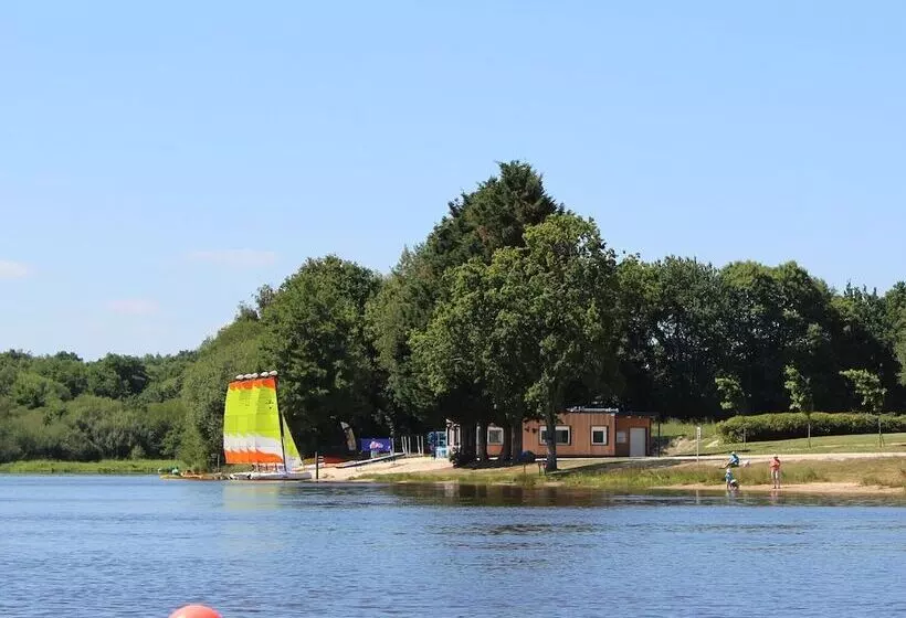 Hotelli Camping Le Val De Landrouet