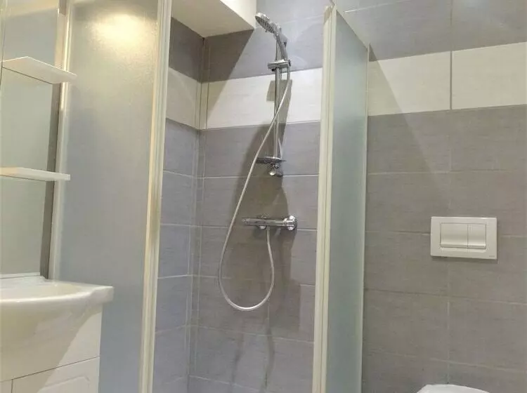 Hotelli Camping Le Val De Landrouet