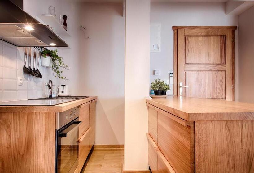 Пансион Bella Vista Suites