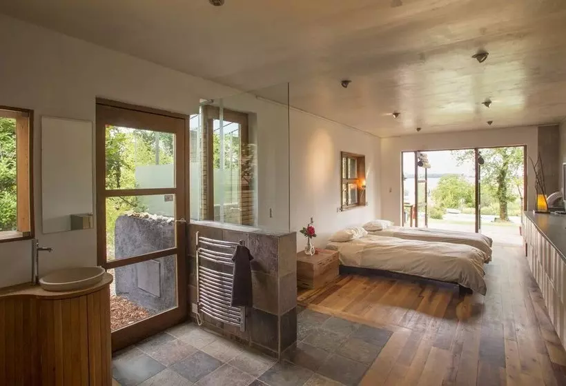 Majatalo Chez Zen Holistic Retreats