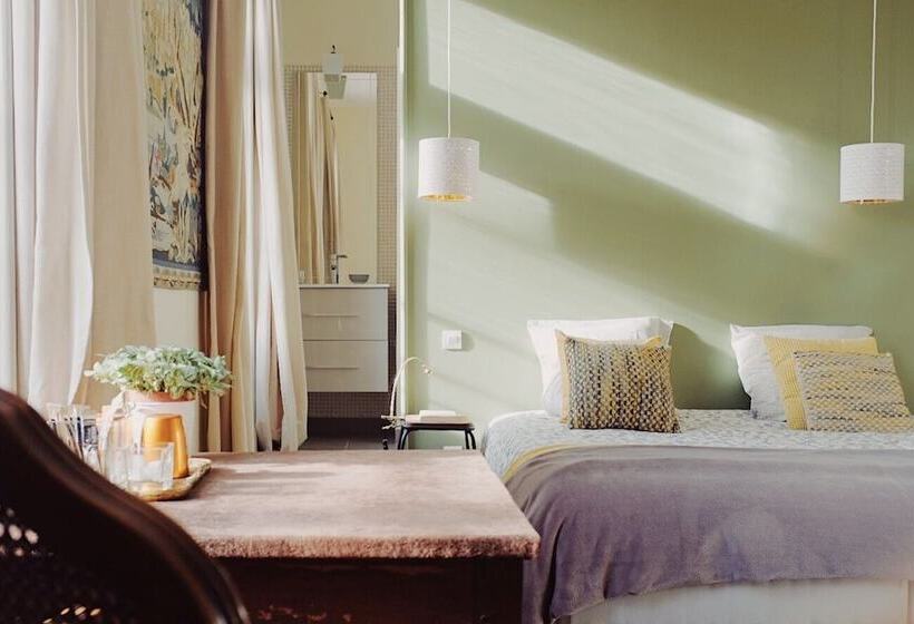 膳宿费 Fontclaire En Provence