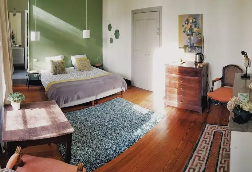 Majatalo Fontclaire En Provence