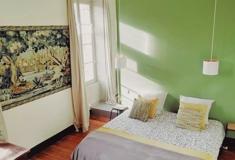 Majatalo Fontclaire En Provence