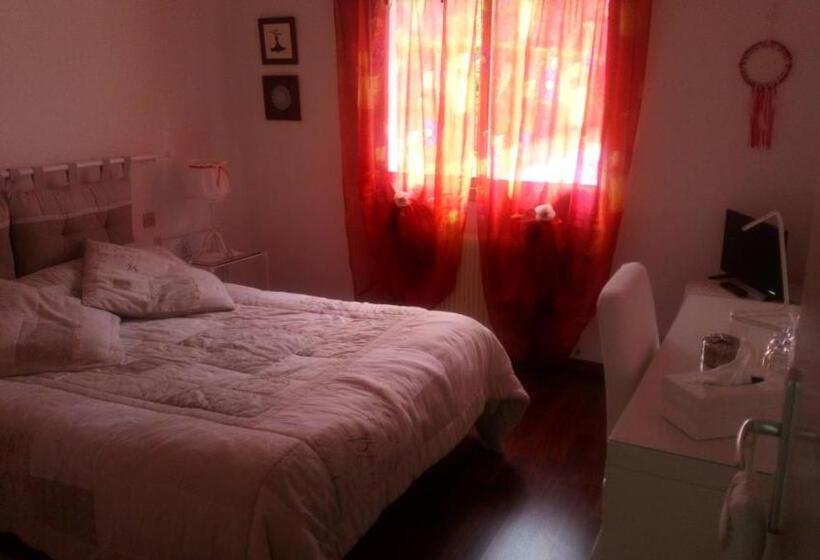 ペンション Villa De Guénifey