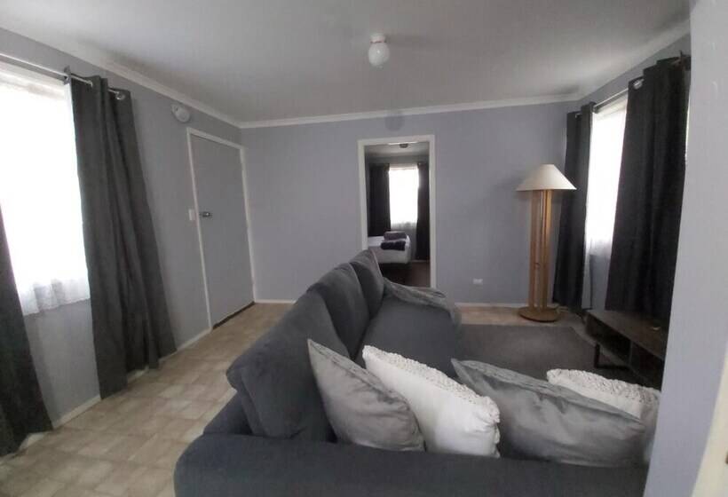 Курорт Kalgan River Chalets And Caravan Park