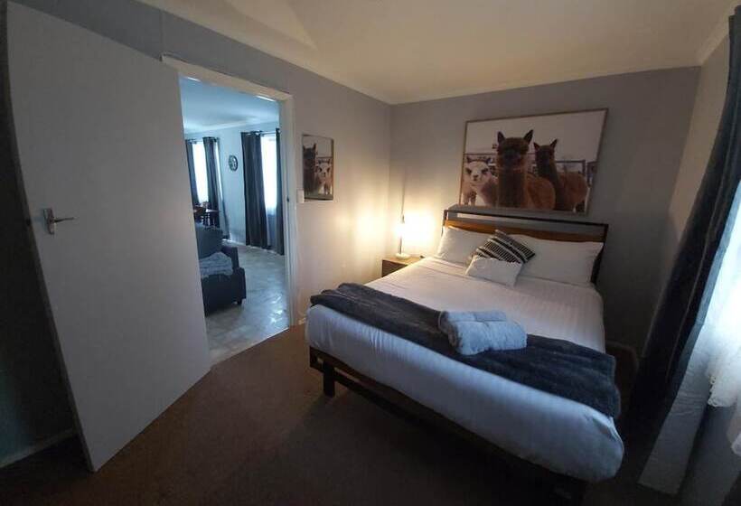 Курорт Kalgan River Chalets And Caravan Park