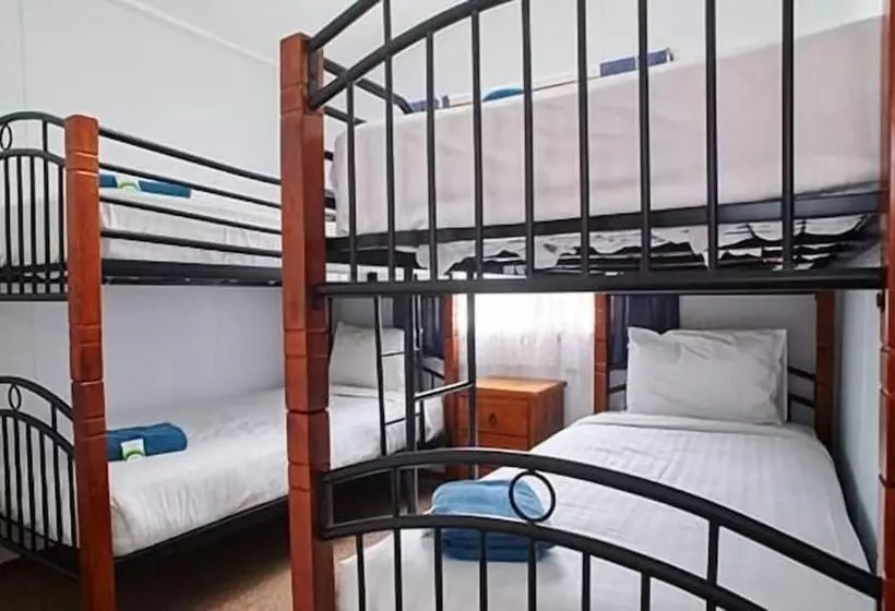 リゾートホテル Kalgan River Chalets And Caravan Park