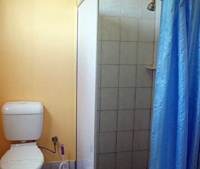 リゾートホテル Kalgan River Chalets And Caravan Park