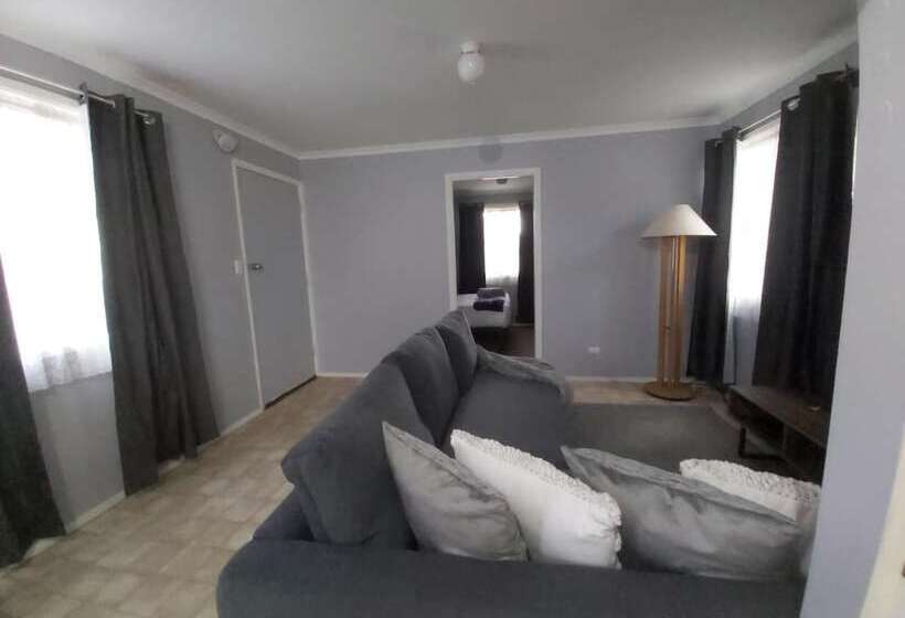 Курорт Kalgan River Chalets And Caravan Park