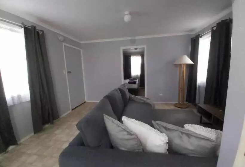 リゾートホテル Kalgan River Chalets And Caravan Park