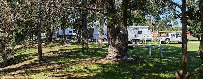 リゾートホテル Kalgan River Chalets And Caravan Park