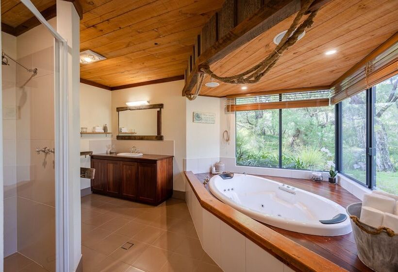 William Bay Cottages