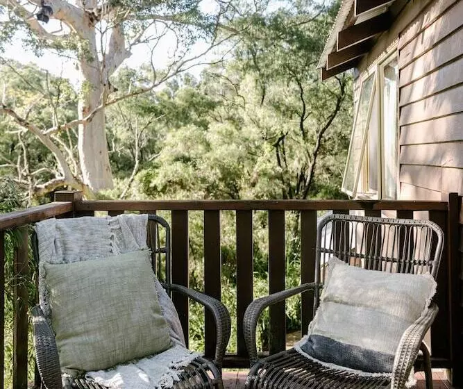 William Bay Cottages