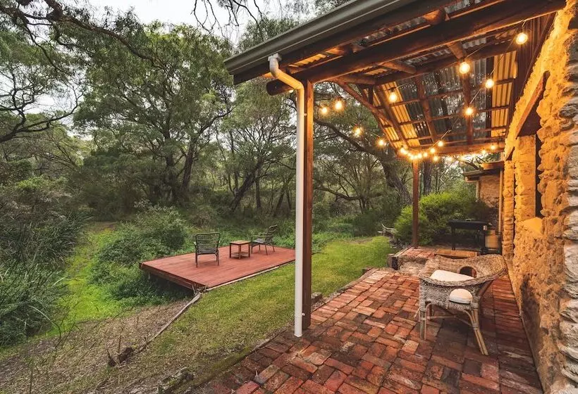 William Bay Cottages