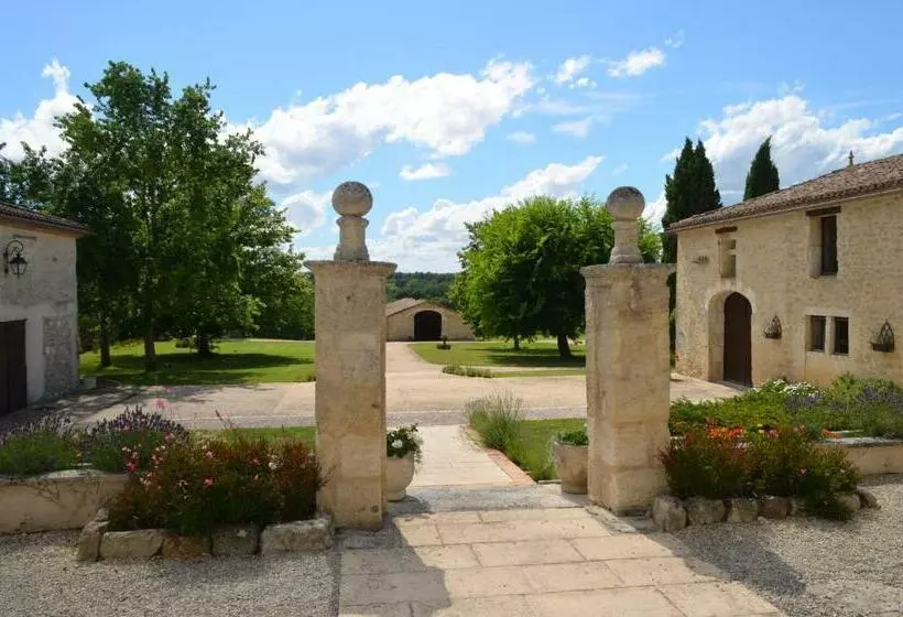 ベッドアンドブレックファースト Chateau Masburel