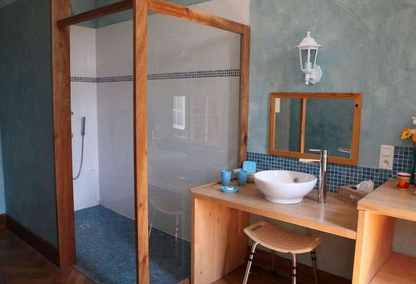 צימר Domaine Des Deux Cedres