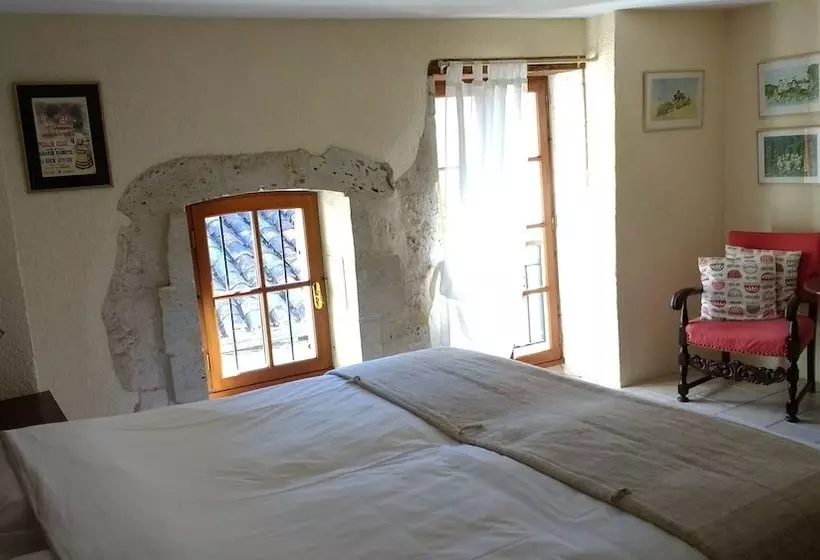 Aamiaismajoitus (B&B) Le Tournesol Saint Clar