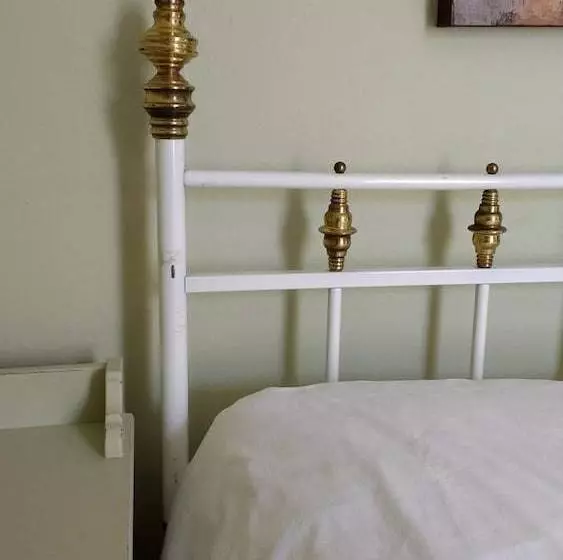 Aamiaismajoitus (B&B) Le Tournesol Saint Clar