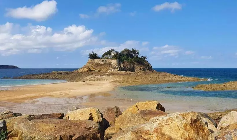 Aamiaismajoitus (B&B) Manoir De Sevin