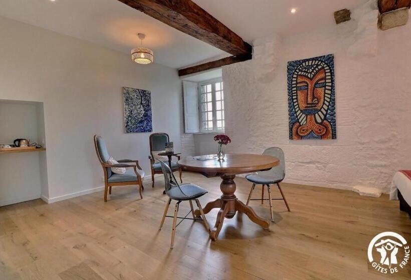 Bed and Breakfast Manoir De Sevin