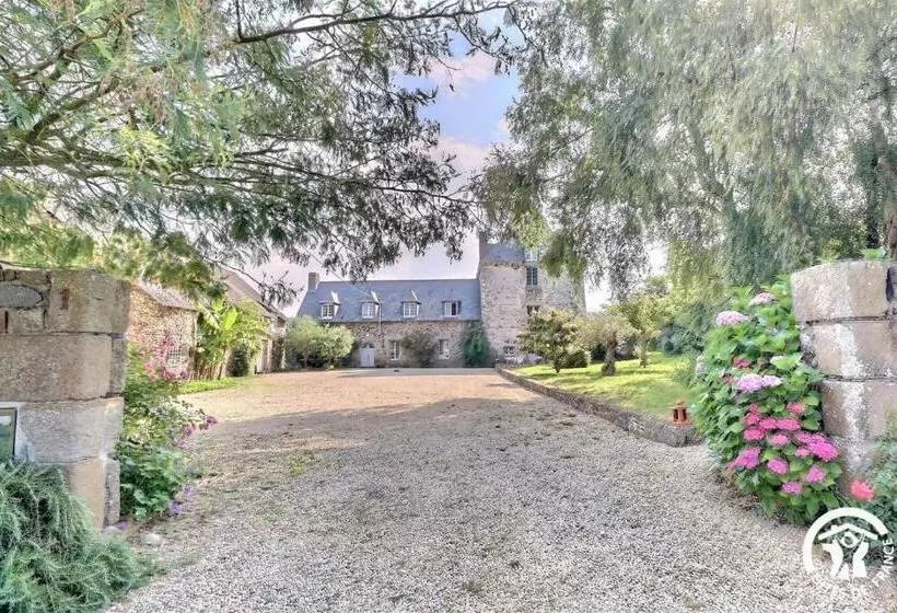 Aamiaismajoitus (B&B) Manoir De Sevin