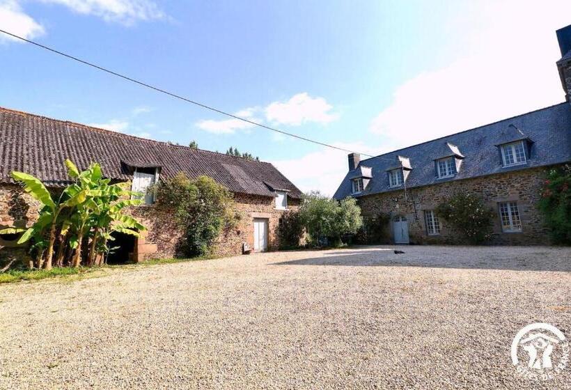 Bed and Breakfast Manoir De Sevin