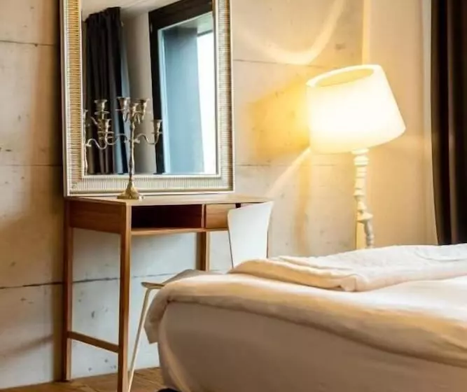 Hotelli De L'ours Preles