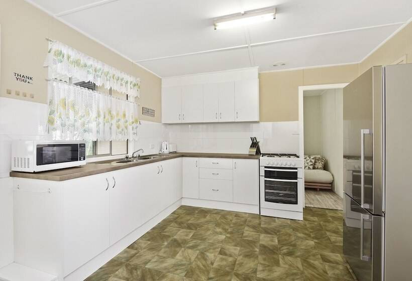 酒店 Diamond Waters Caravan Park