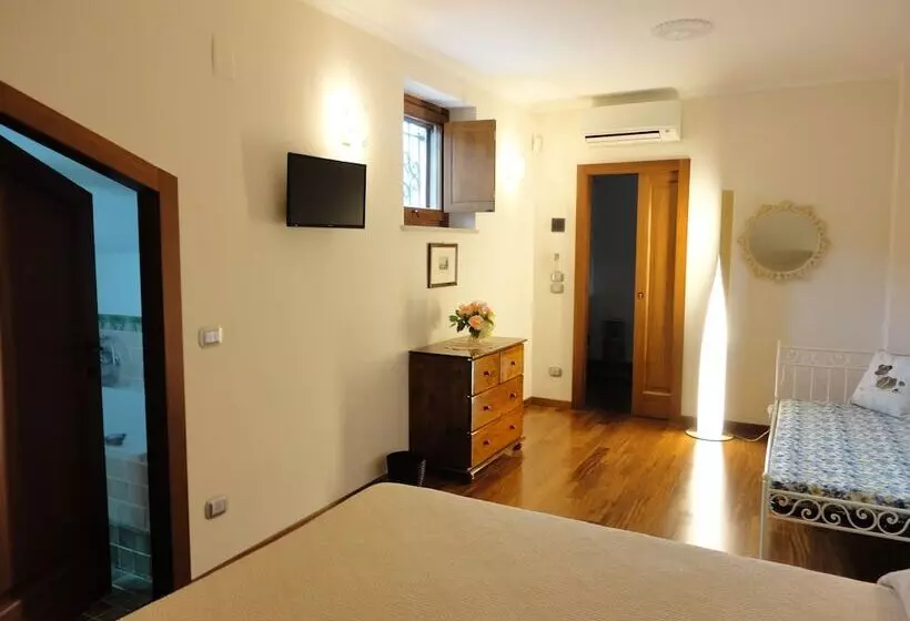 La Villa In Rosa B&b