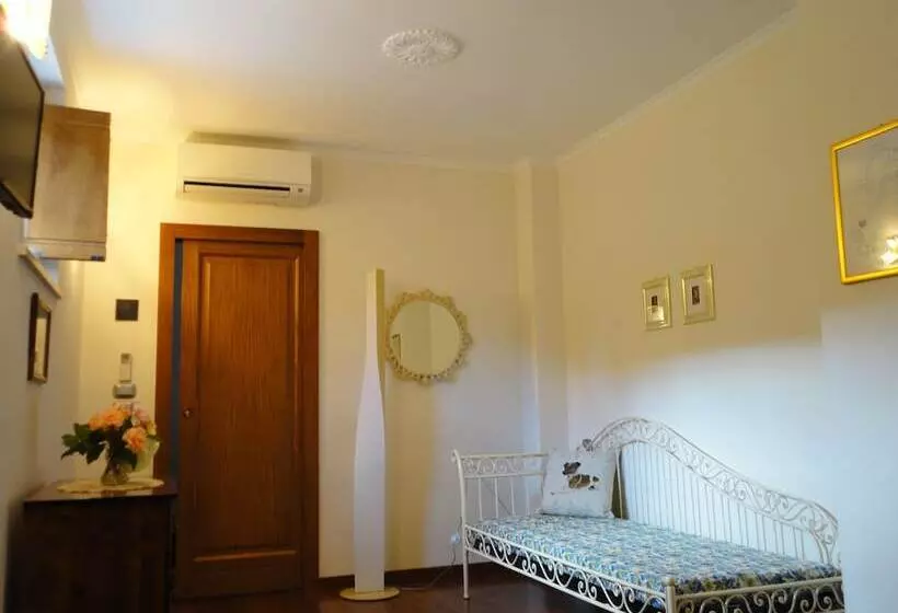 La Villa In Rosa B&b