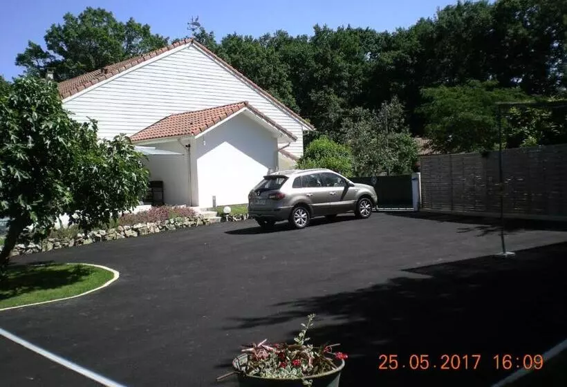 Majatalo Au Petit Pédegouaty