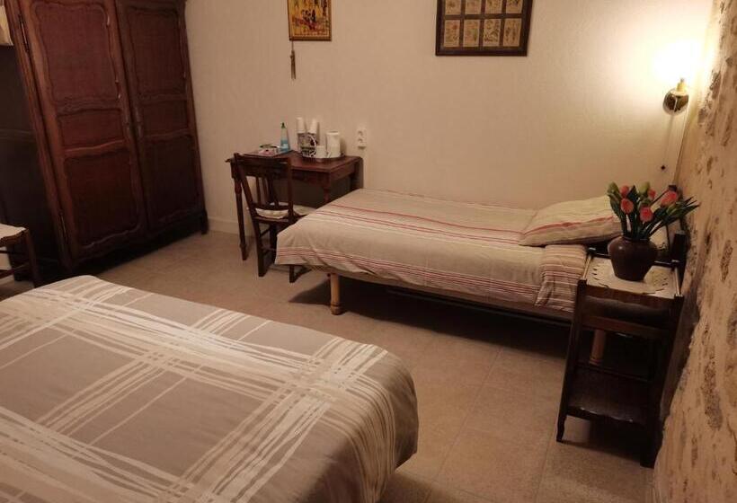 بنسيون Au Petit Pédegouaty