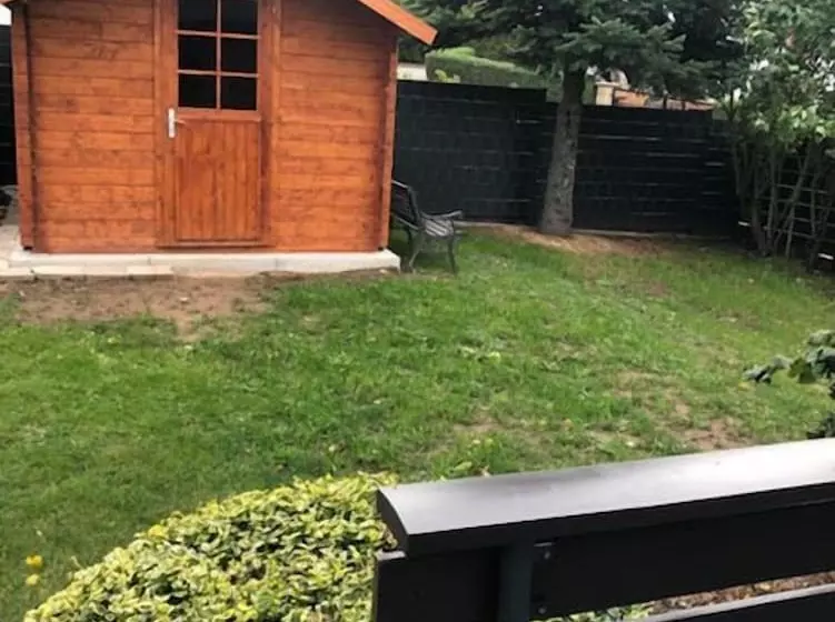 Majatalo Boardinghouse Elvira Schrimpf