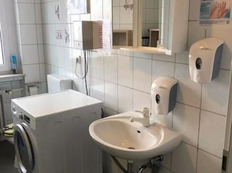 Majatalo Boardinghouse Elvira Schrimpf