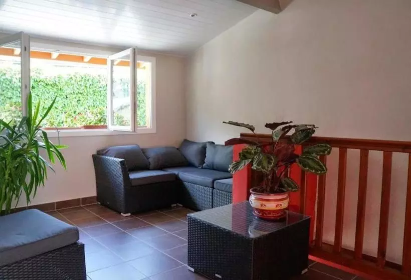 Majatalo Chez Michel