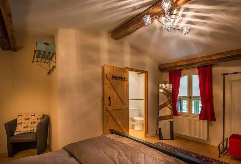 Majatalo Château Le Retail